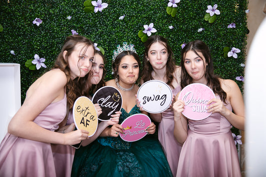 Adding Sparkle to Your Quinceañera Celebration